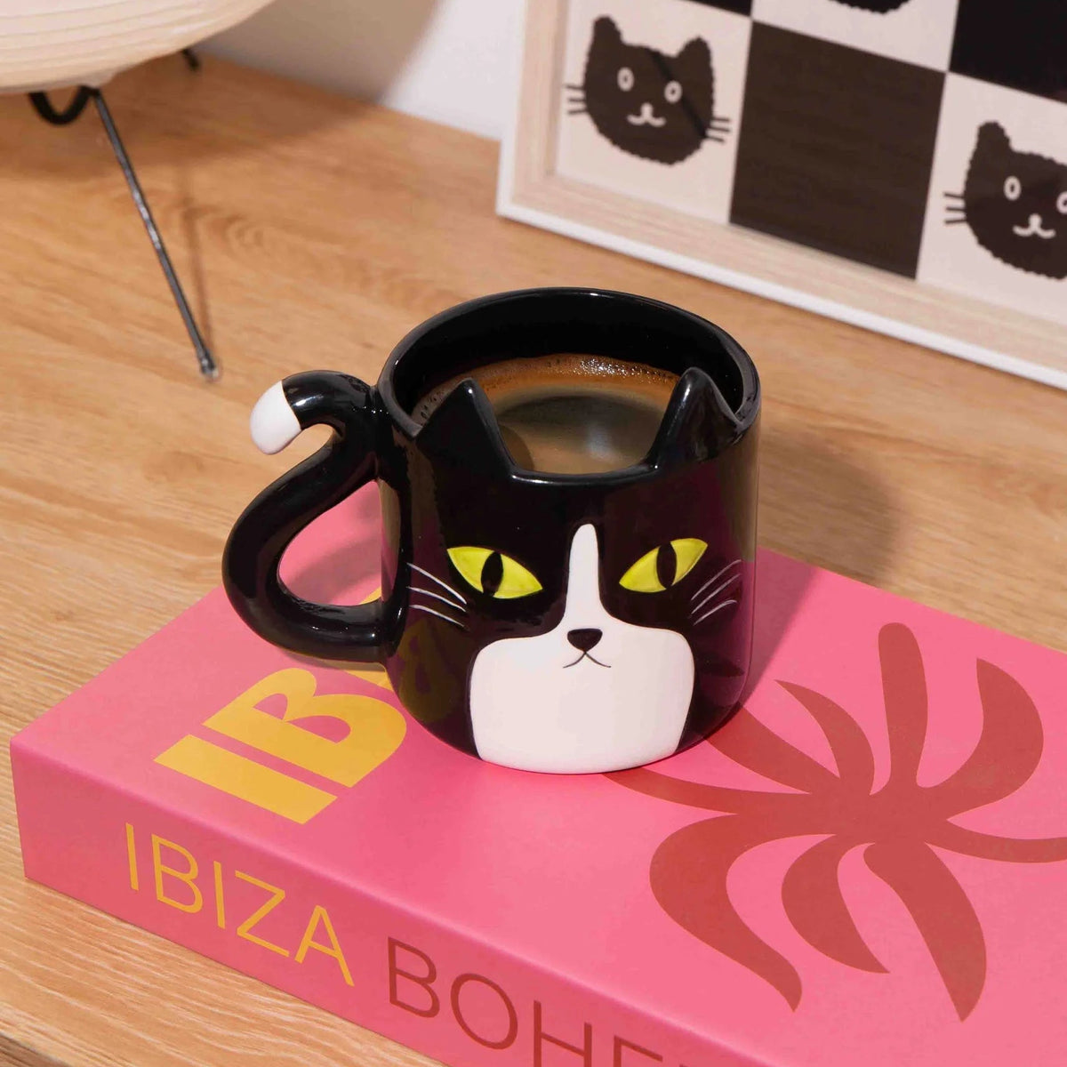 Cat Tail Handle Mug