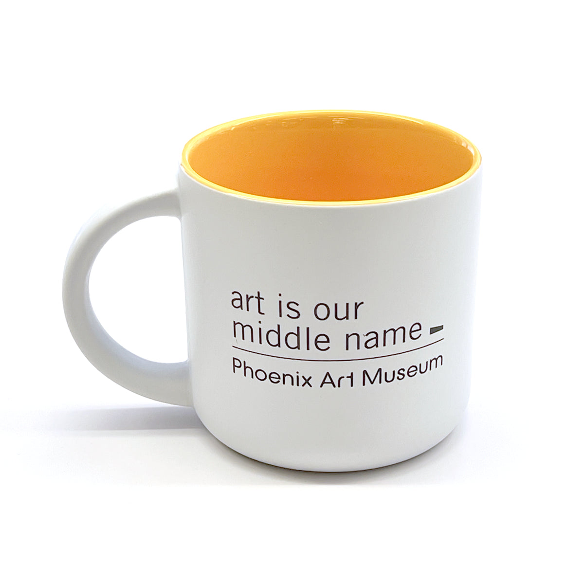Tasse colorée « L&#39;art est notre deuxième prénom »