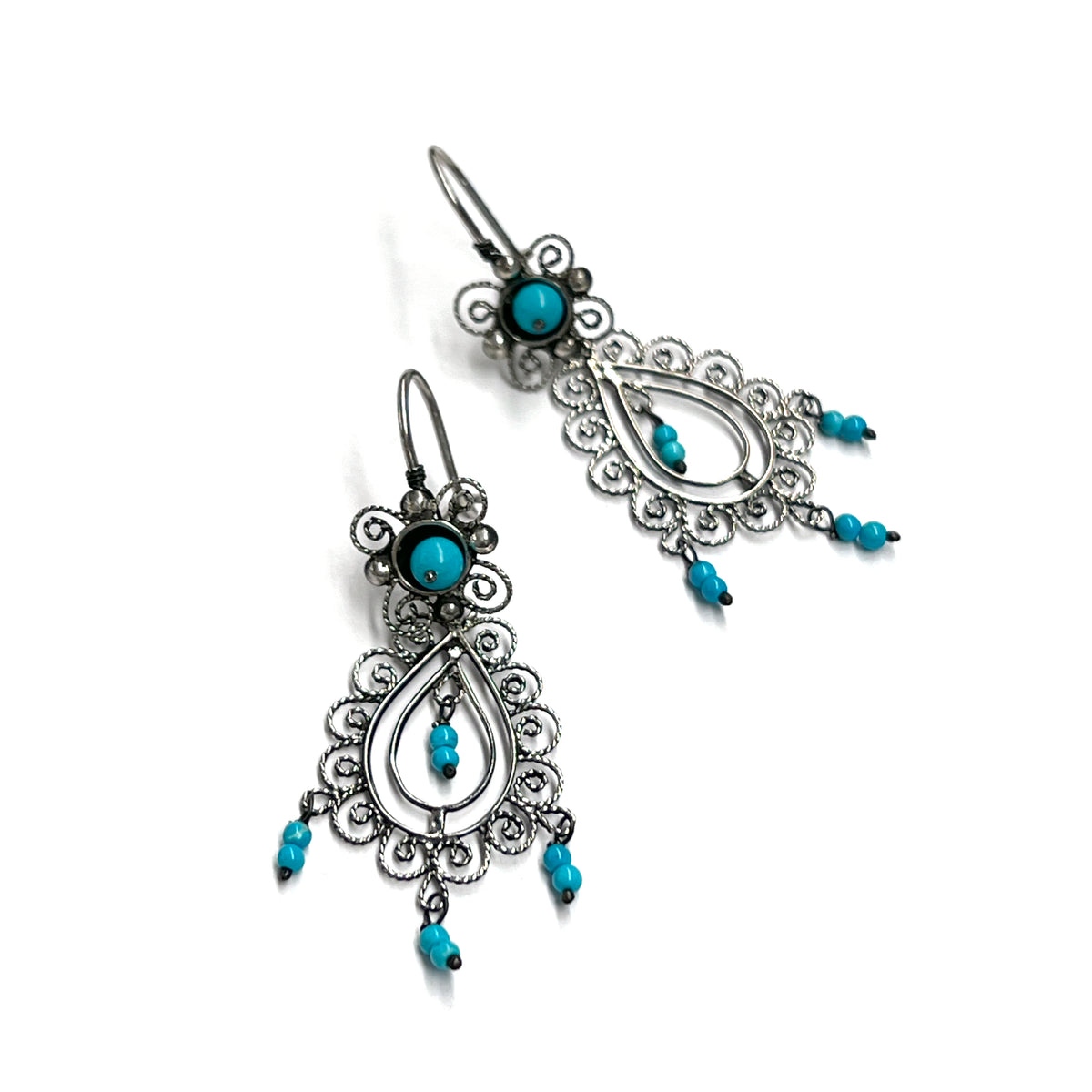 Boucles d&#39;oreilles pendantes en argent sterling et turquoise