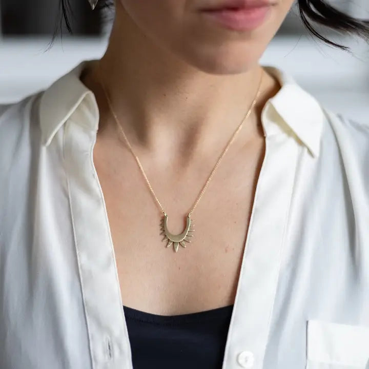 Luz Necklace