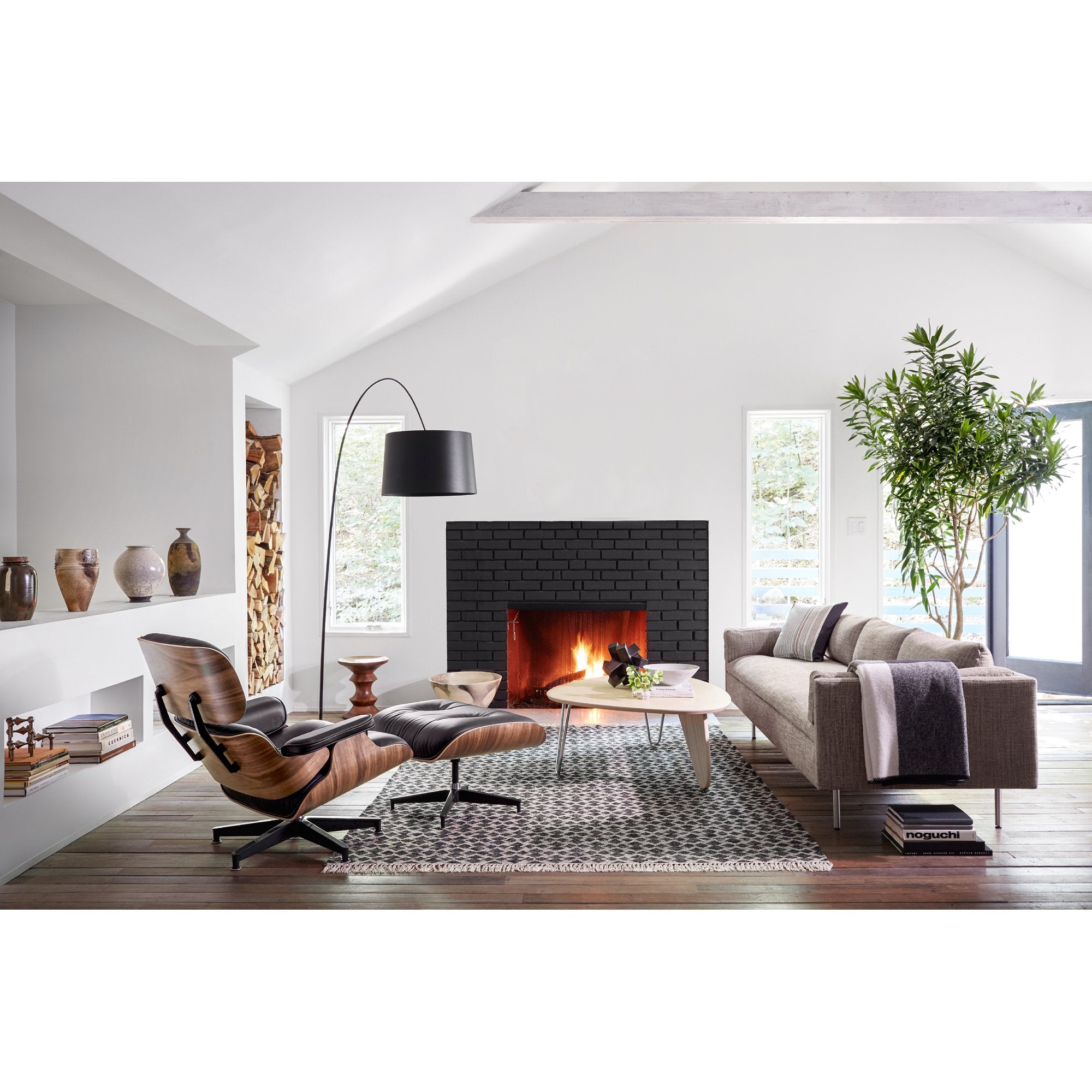 Eames® Lounge Chair and Ottoman - Phoenix Art Museum