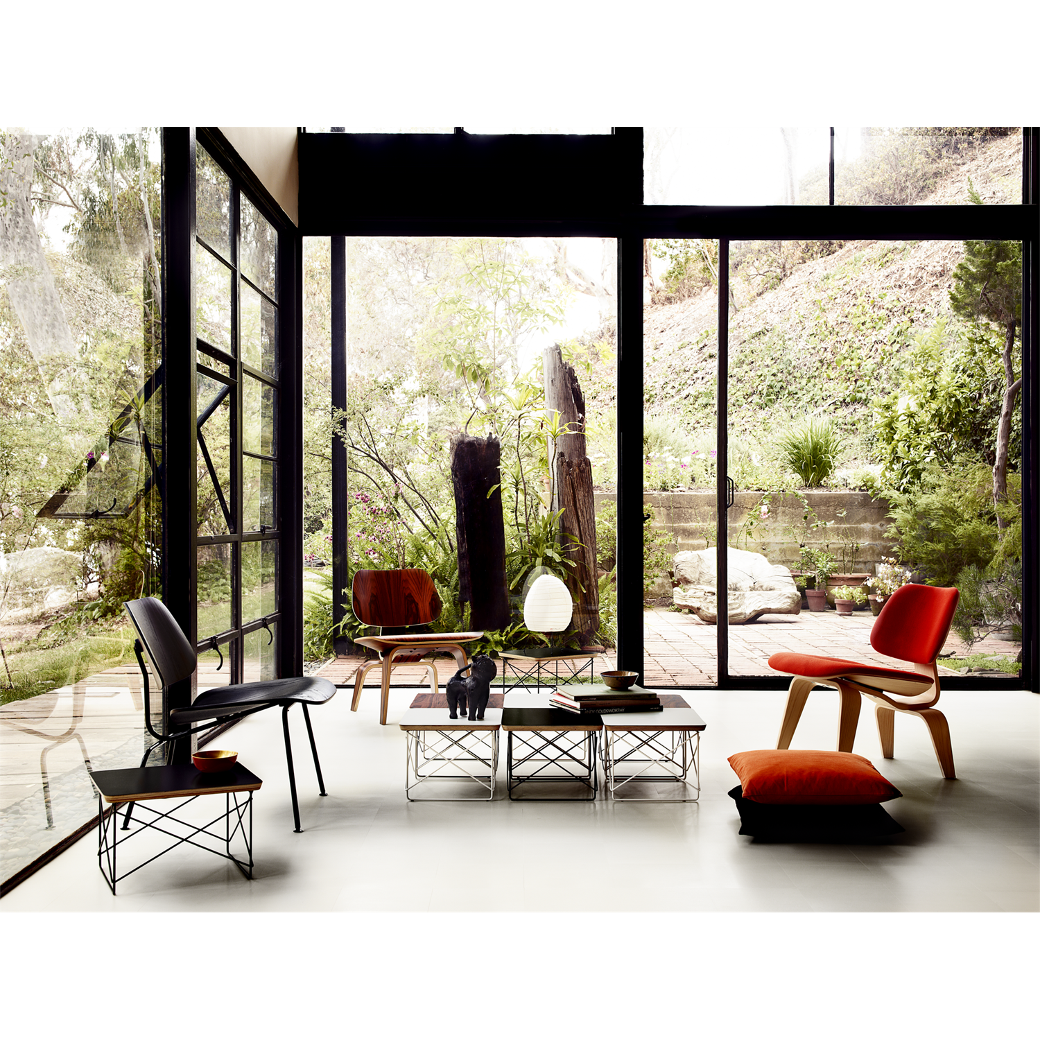 Eames® Molded Plywood Lounge Chair (LCW) - Phoenix Art Museum